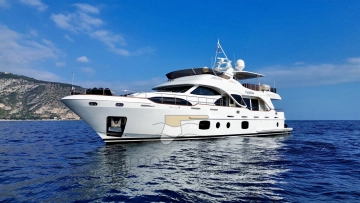 Benetti 85 Legend usata in vendita