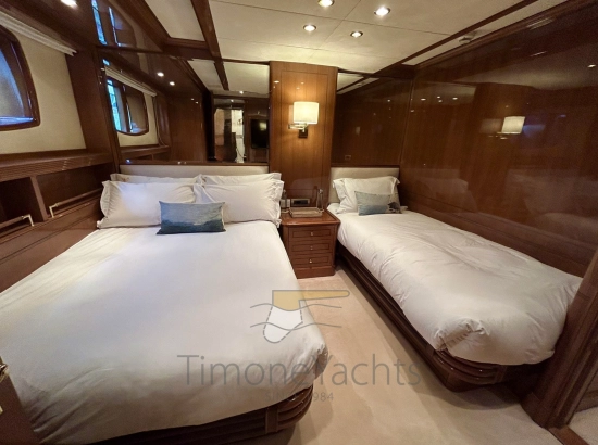 Benetti 85 Legend de segunda mano en venta