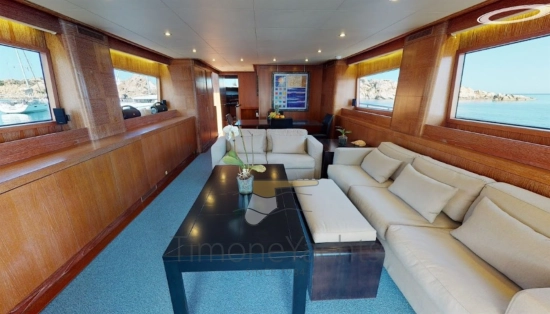 Cantieri di Pisa AKHIR 85 usado à venda