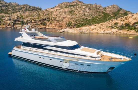 Cantieri di Pisa AKHIR 85 usado à venda