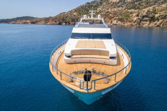 Cantieri di Pisa AKHIR 85 usado à venda