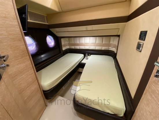 Azimut 64 fly usata in vendita