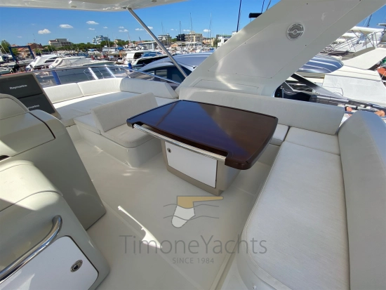 Azimut 64 fly usata in vendita
