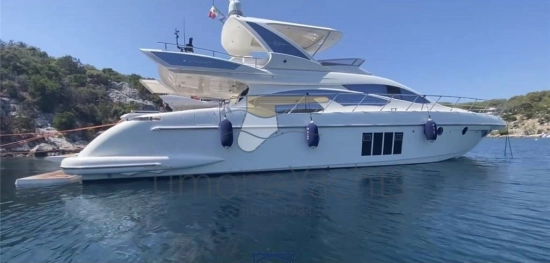 Azimut 64 fly usata in vendita