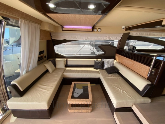 Azimut 64 fly usata in vendita