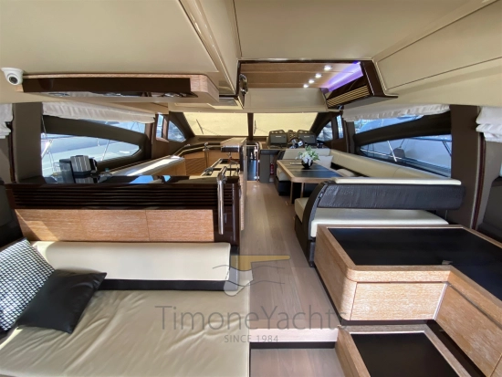 Azimut 64 fly usata in vendita