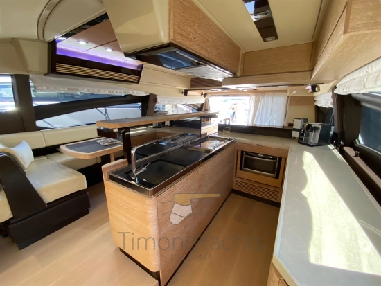 Azimut 64 fly usata in vendita