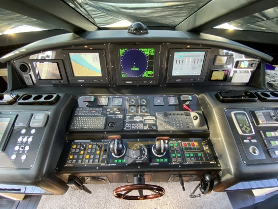 Overmarine Mangusta 92 de segunda mano en venta