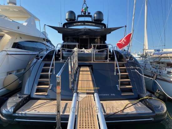 Overmarine Mangusta 92 de segunda mano en venta
