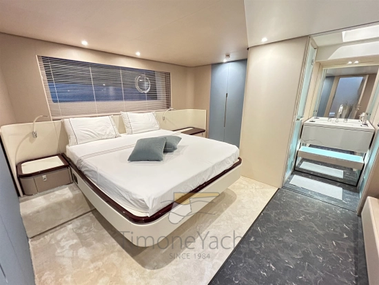 Azimut 68 flybridge usata in vendita