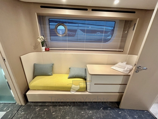 Azimut 68 flybridge usata in vendita