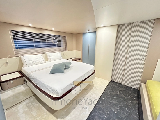 Azimut 68 flybridge usata in vendita