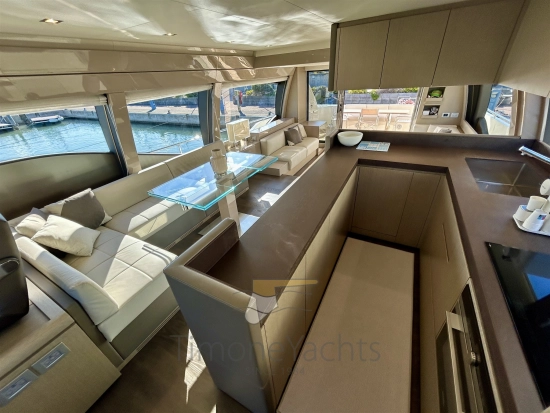 Ferretti 700 usata in vendita
