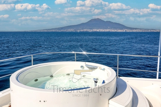 Custom Line Navetta 30 usado à venda