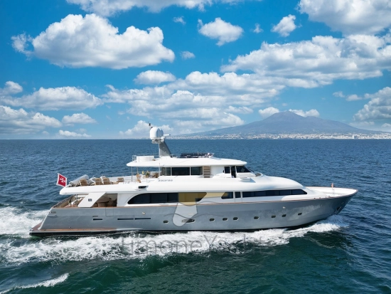 Custom Line Navetta 30 usado à venda