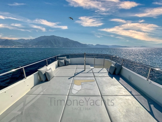 Custom Line Navetta 30 usado à venda