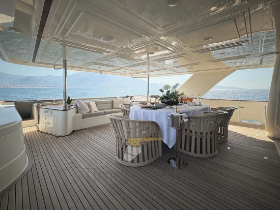 Custom Line Navetta 30 usado à venda