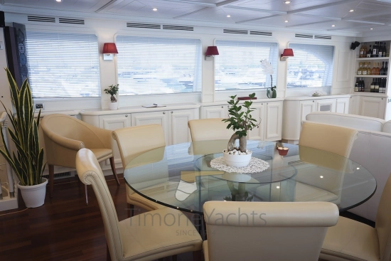 Custom Line Navetta 30 usado à venda