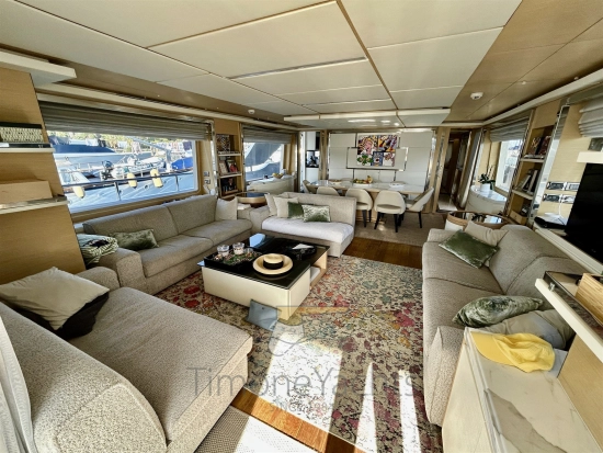 Benetti Delfino 93 usado à venda
