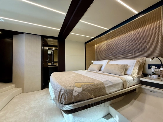 Azimut 66 Flybridge usata in vendita