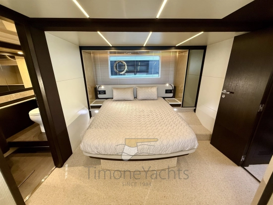 Azimut 66 Flybridge usata in vendita