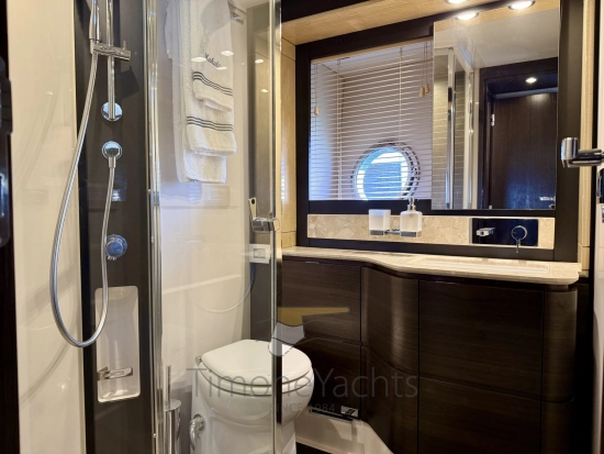 Azimut 66 Flybridge usata in vendita