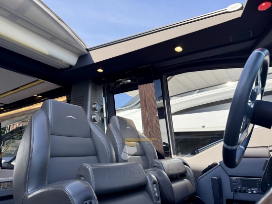 Azimut S8 usado à venda