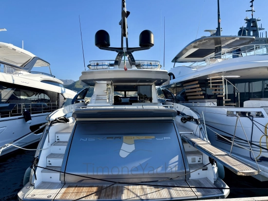 Azimut S8 usado à venda