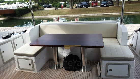 Azimut 66 Flybridge usata in vendita