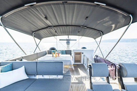 Sunseeker 74 Sport Yacht usado à venda