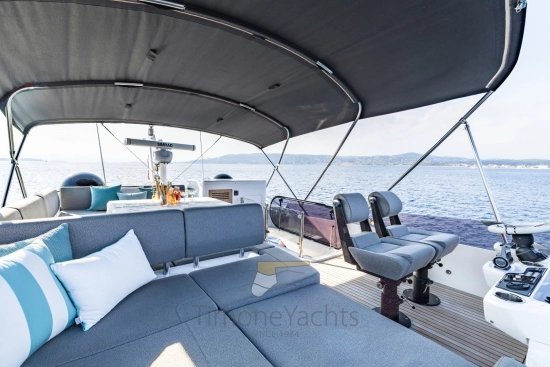 Sunseeker 74 Sport Yacht usado à venda