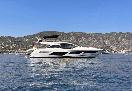 Sunseeker 74 Sport Yacht usado à venda