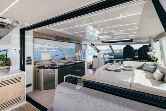 Sunseeker 74 Sport Yacht usado à venda