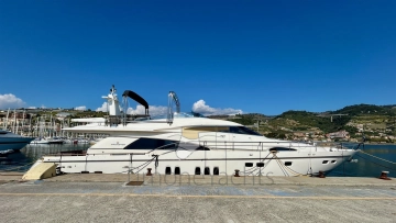 Fairline Squadron 74 usata in vendita