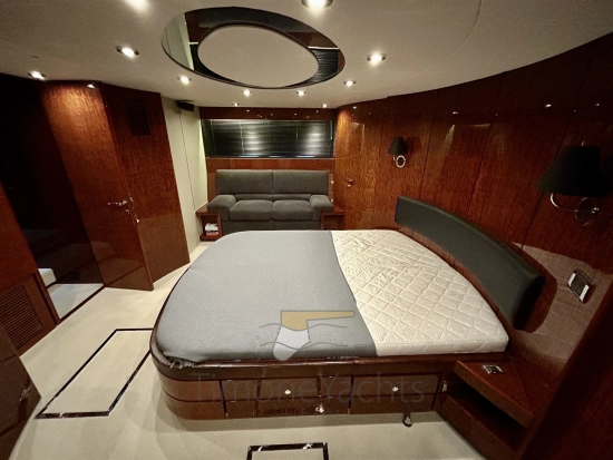 Fairline Squadron 74 usado à venda