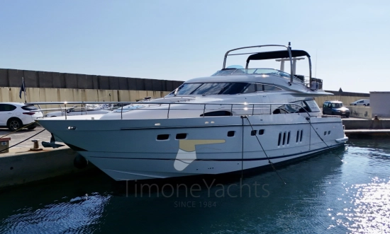 Fairline Squadron 74 usado à venda