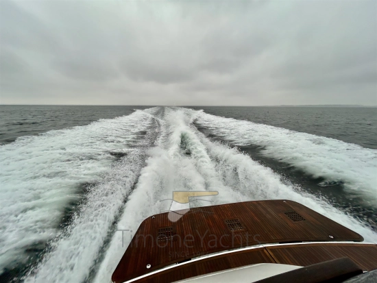Fairline Squadron 74 usado à venda