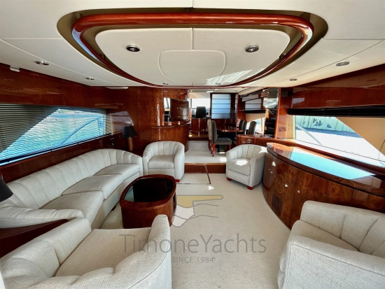 Fairline Squadron 74 usado à venda