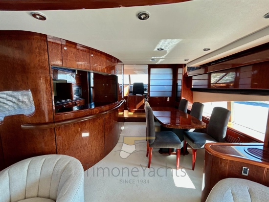 Fairline Squadron 74 usado à venda