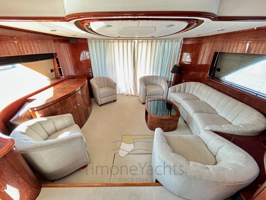 Fairline Squadron 74 usado à venda