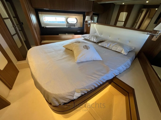 Azimut Magellano 66 usata in vendita
