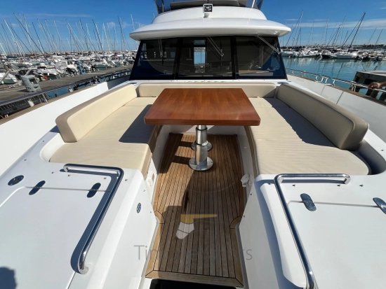 Azimut Magellano 66 usata in vendita