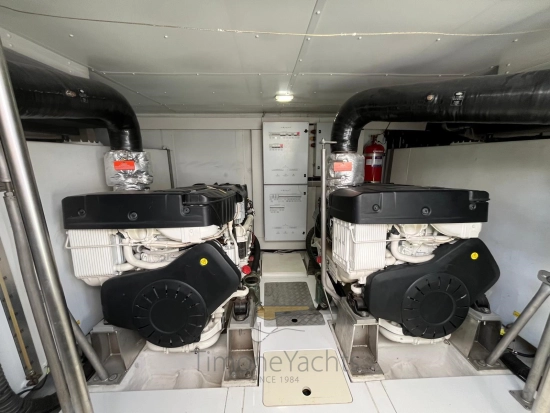 Azimut Magellano 66 usata in vendita