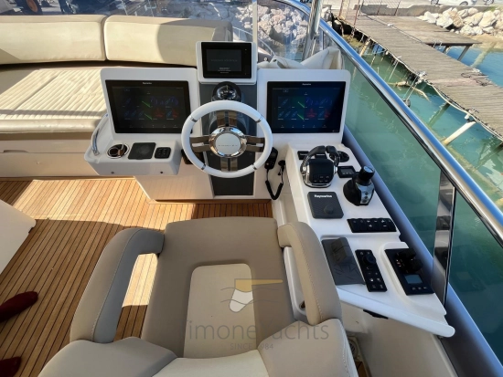 Azimut Magellano 66 usata in vendita