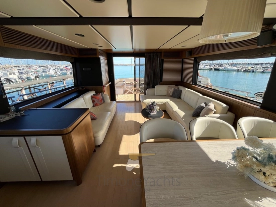 Azimut Magellano 66 usata in vendita
