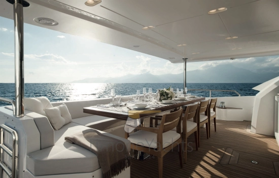 Azimut 95 RPH usado à venda