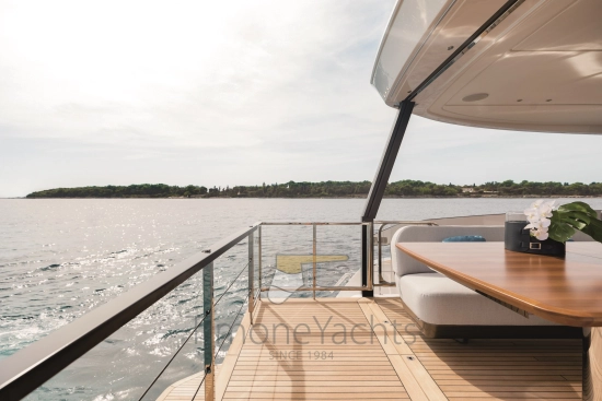Azimut Grande 26 m usata in vendita