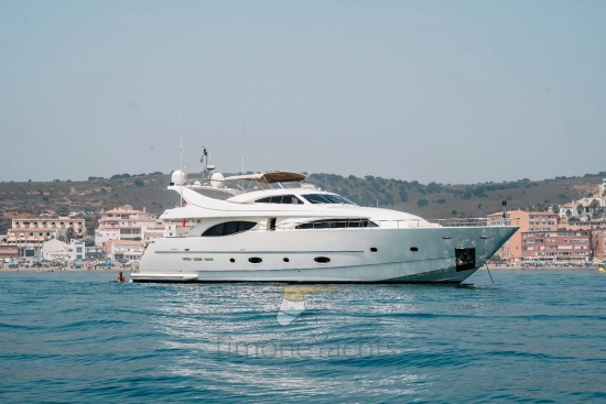 Custom Line 94 usata in vendita