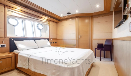 Custom Line Navetta 26 usado à venda