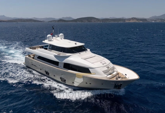 Custom Line Navetta 26 usado à venda